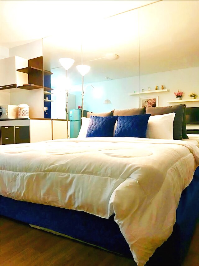 ボブズ タイ BNB's