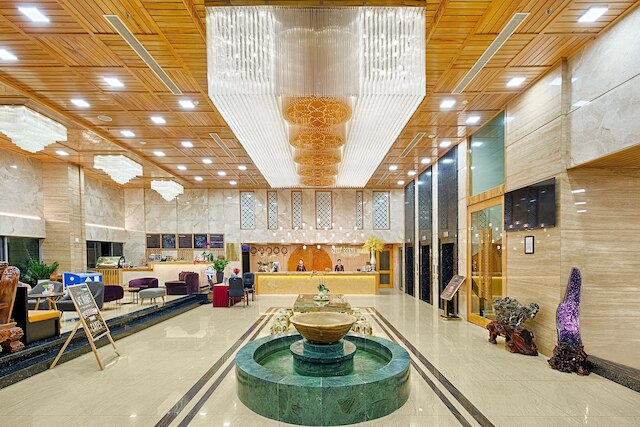 ニュー ミン プラザ ダナン ホテル