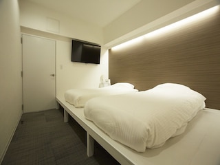 インフレーム　ホステル　エノシマ