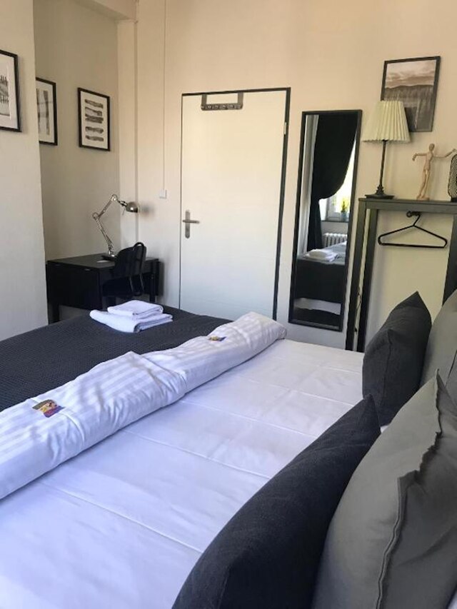 ルームズ by スリープホテルズ