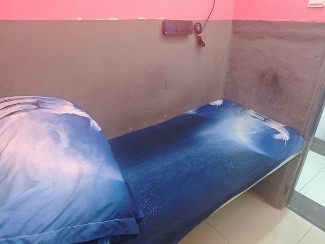 マスター イン - ホステル