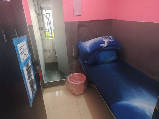 マスター イン - ホステル