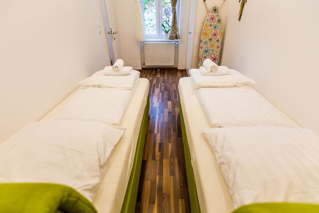 コージー 2 ベッドルーム アパートメント