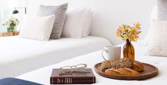 モネ塔バイザローカルウェイ