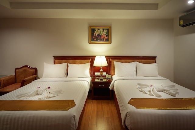 ナナ ヒソ ホテル