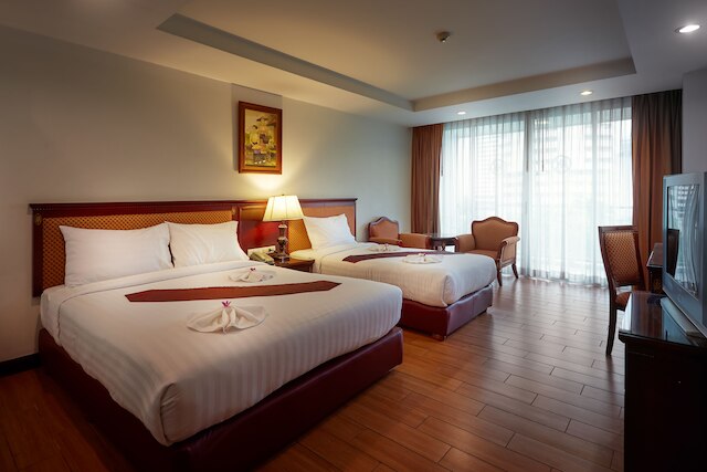 ナナ ヒソ ホテル