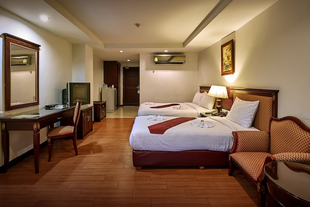 ナナ ヒソ ホテル