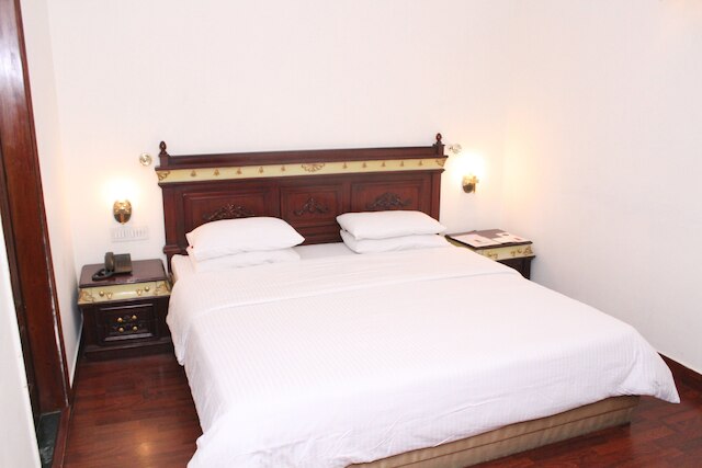 ホテル ジェイズ イン