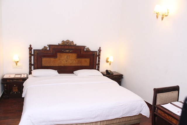 ホテル ジェイズ イン