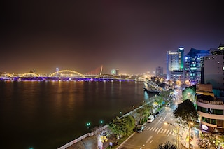 カティナル ホテル