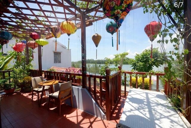 カミー リバーサイド リゾート