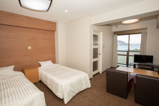 ウオミサキホテル