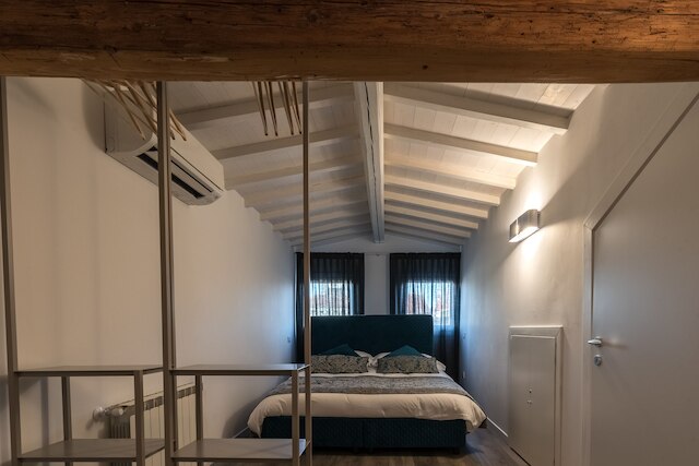 ラ ロッジャ ディラ ルナ