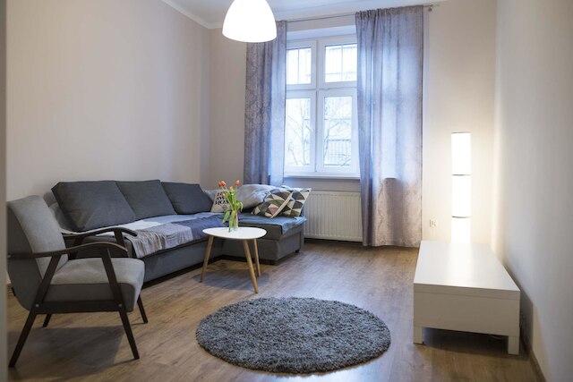 アパートメンツ ドゥニン