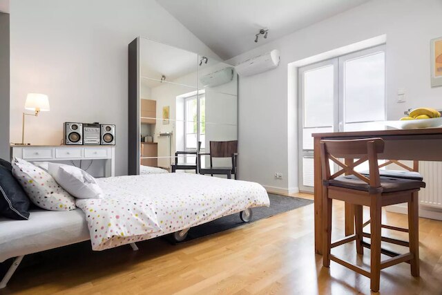 アパートメンツ ドゥニン