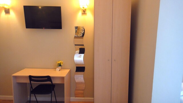 ホスタル リブ ナチュラ バルセロナ