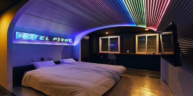 ホテルピボット