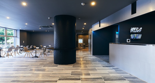 ホテルピボット