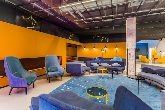 ルーム メイト ブルーノ、ロッテルダム