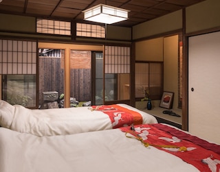 鞠小路イン京都