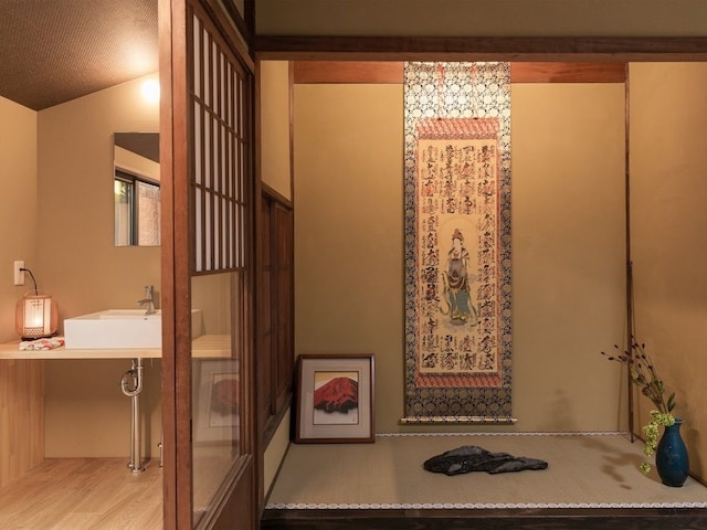 鞠小路イン京都