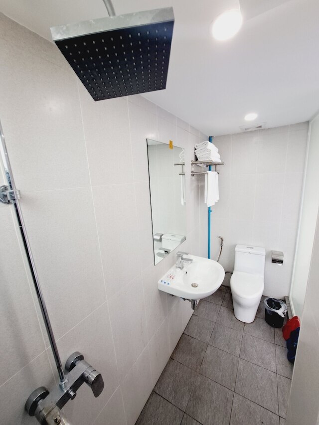 121 ホテル ヤンゴン