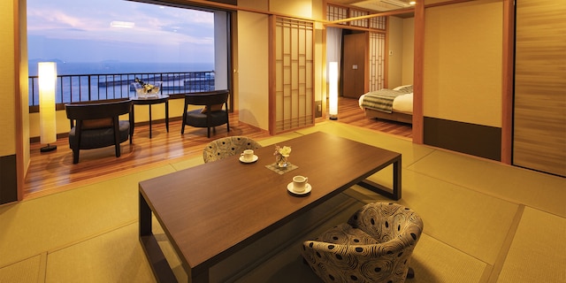 和歌浦温泉 萬波