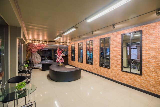 ザ コーナー ラチャダ