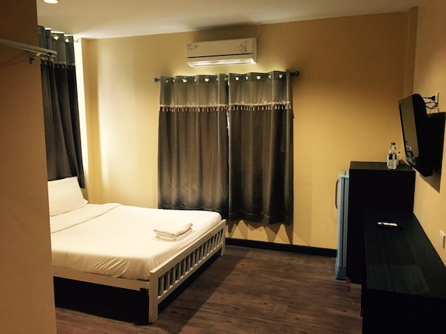 ザ コーナー ラチャダ