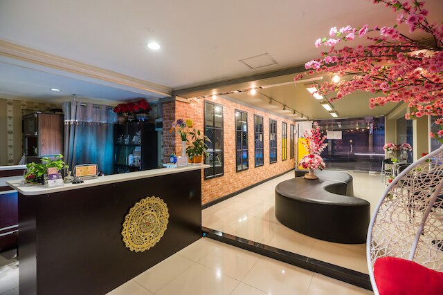 ザ コーナー ラチャダ