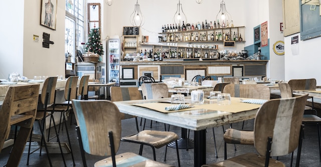 マダマ ホステル & ビストロ