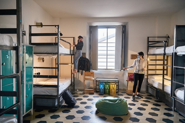 マダマ ホステル & ビストロ