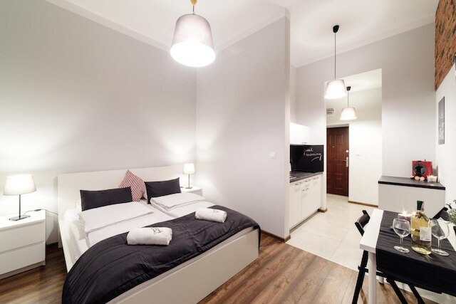 2 ナイツ アパートメンツ