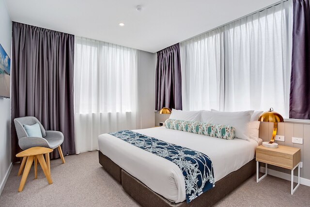 マントラ アット シャークス