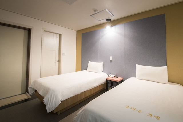 チャンピオン ホテル ジェジュ