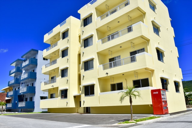 Snowball Condominium