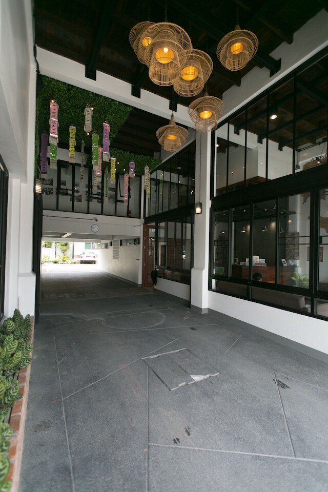 ザ オールド シティ ウォール  イン