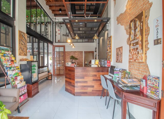 ザ オールド シティ ウォール  イン