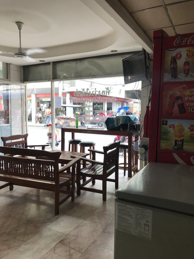 プレジデント アパートメント