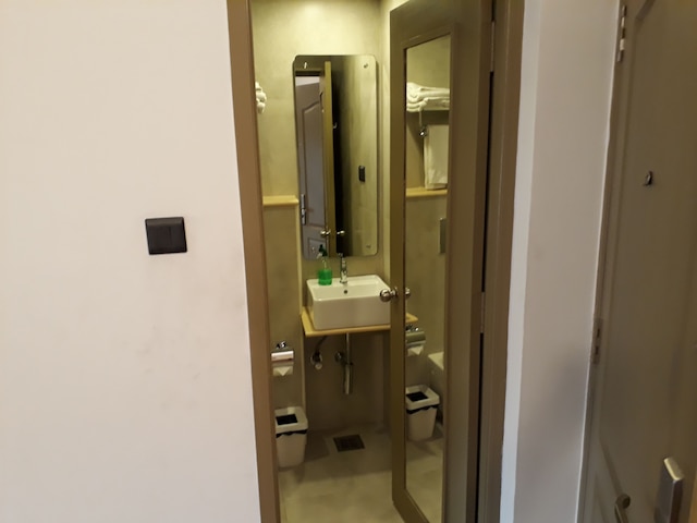 ホテル ビービズ ギンディ