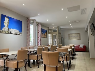 オテル ドゥ ラ クメディ