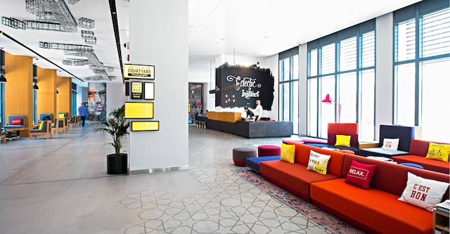 ハンプトン バイ ヒルトン ドバイ アル シーフ