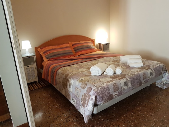 ボローニャ中心部にある広々とした美しい 60 ㎡ のアパートメント