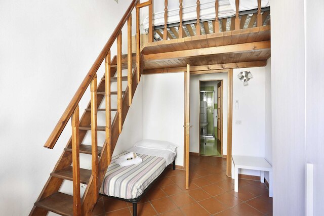 ショートレット フローレンス アパートメント パリオネ