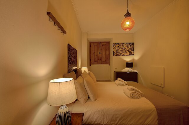 リバー ビュー、中心地 & 広々としたベッドルーム 1 室