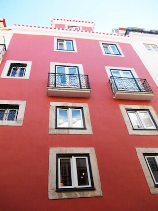 コンテンポラリー バイ アパートメンツ アルファマ