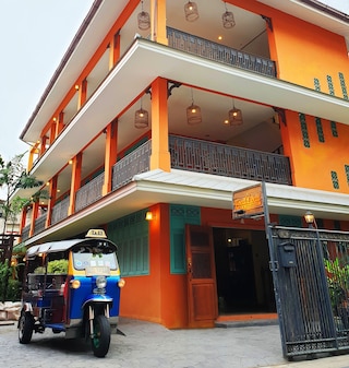 フォーカル ローカル ベッド アンド ブレックファスト