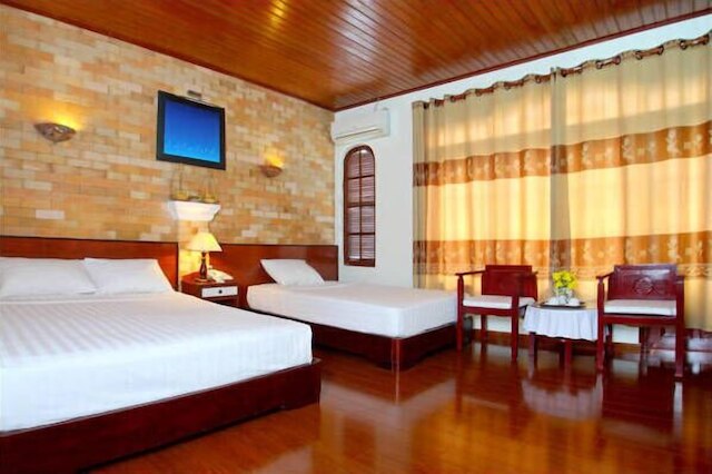 ニ トゥルン ホテル