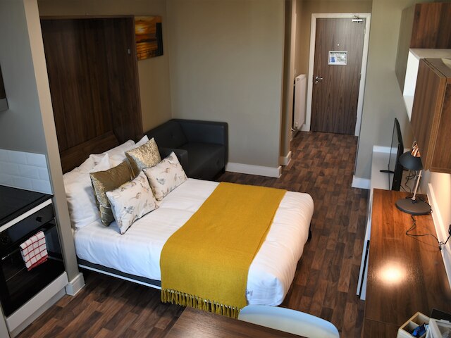 ペンブローク ステュディオス