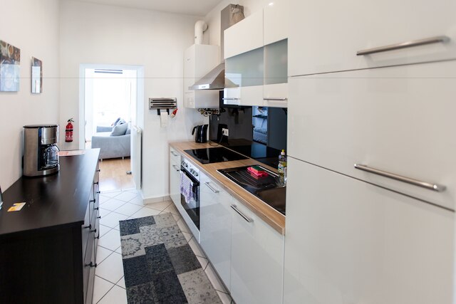 セントラル アパート 1 ミニッツ トゥー メトロ アンド ガレージ